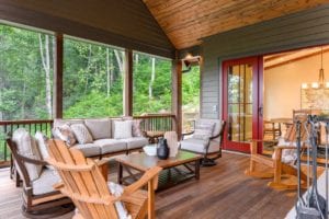 screened deck seating 2