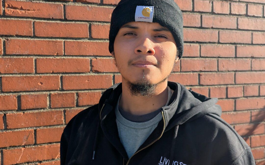 Erick Juarez, Carpenter